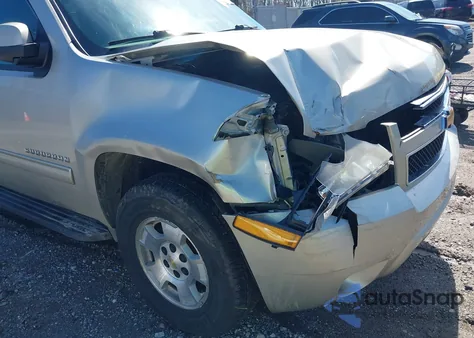 2014 Chevrolet Suburban 1500 Lt из США, поврежденный, VIN 1GNSKJE71ER145069